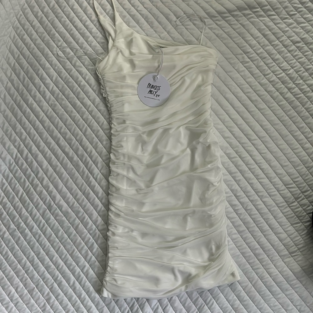 WHITE ONE SHOULDER PRINCESS POLLY DRESS SZ 6